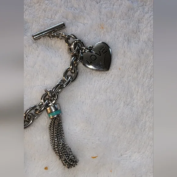 GUESS Silver-Tone Turquoise Heart & Charm Toggle Bracelet - Picture 5 of 11